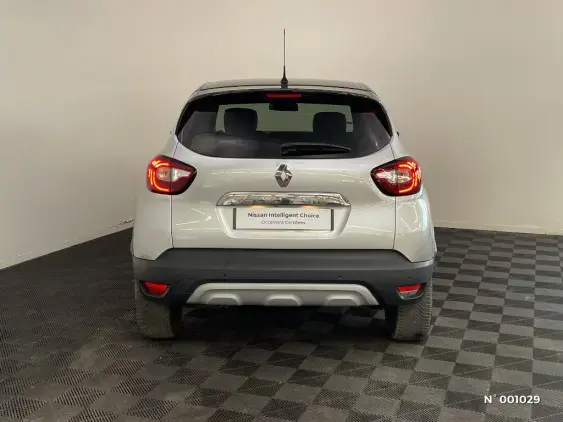 RENAULT CAPTUR - voiture d'occasion - Photo 6