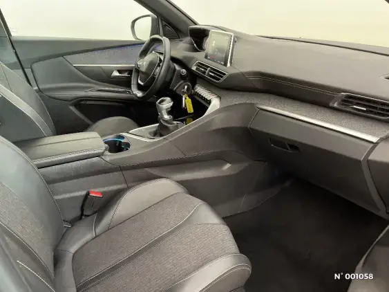 PEUGEOT 3008 II - voiture d'occasion - Photo 10