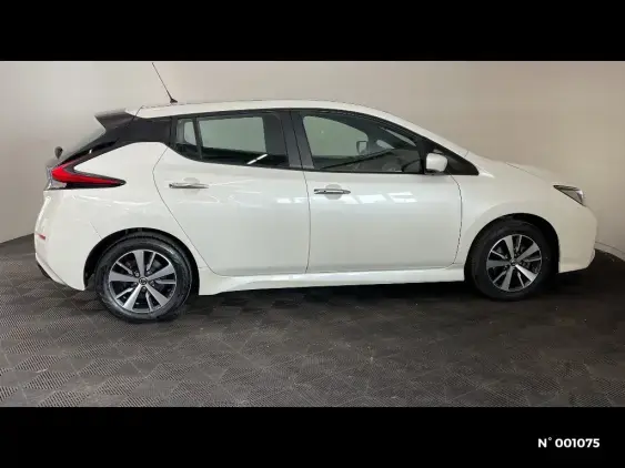NISSAN LEAF II - voiture d'occasion - Photo 5