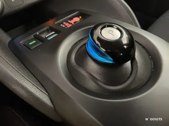 NISSAN LEAF II - voiture d'occasion - Photo 26