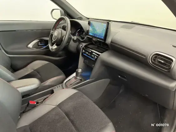 TOYOTA YARIS CROSS I - voiture d'occasion - Photo 10