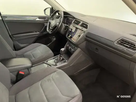 VOLKSWAGEN TIGUAN ALLSPACE - voiture d'occasion - Photo 10