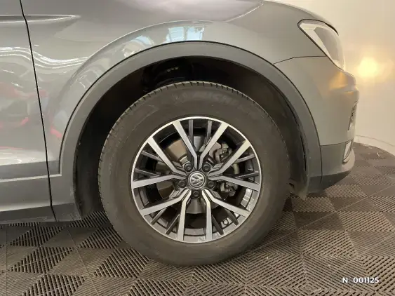 VOLKSWAGEN TIGUAN II - voiture d'occasion - Photo 8