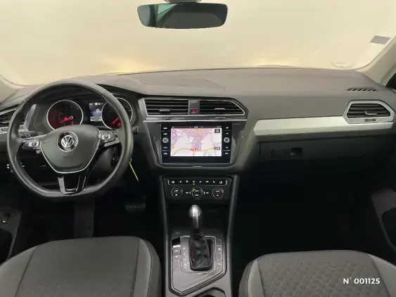 VOLKSWAGEN TIGUAN II - voiture d'occasion - Photo 9