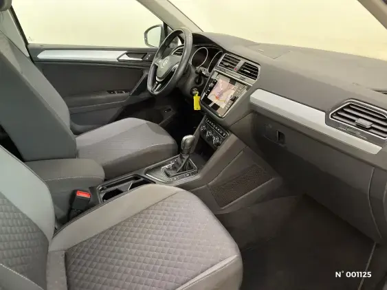 VOLKSWAGEN TIGUAN II - voiture d'occasion - Photo 10