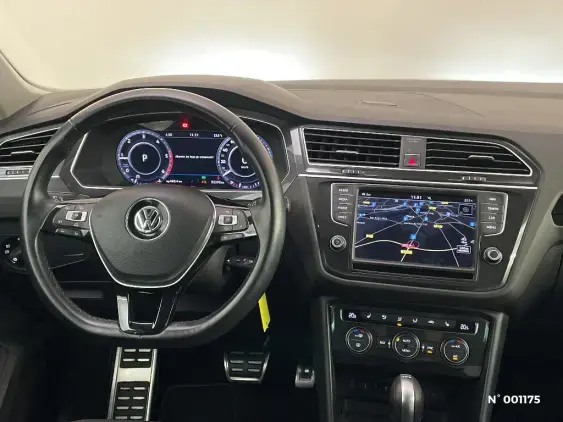 VOLKSWAGEN TIGUAN II - voiture d'occasion - Photo 13