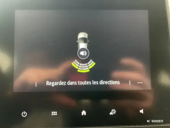 RENAULT CLIO V - voiture d'occasion - Photo 14