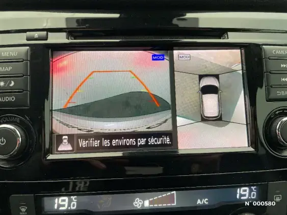 NISSAN QASHQAI II - voiture d'occasion - Photo 14