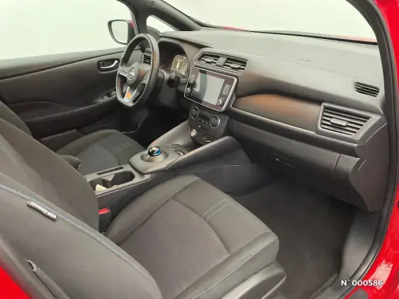 NISSAN LEAF II - voiture d'occasion - Photo 10