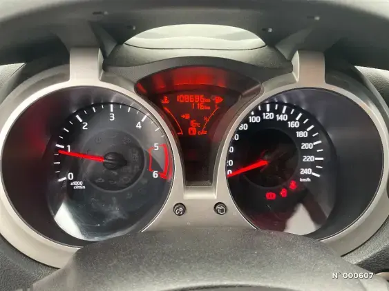 NISSAN JUKE I - voiture d'occasion - Photo 12