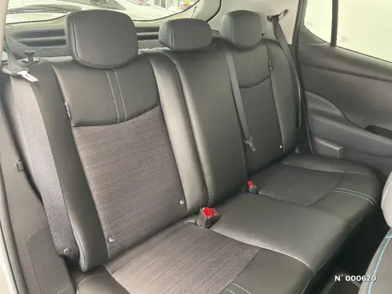 NISSAN LEAF II - voiture d'occasion - Photo 11