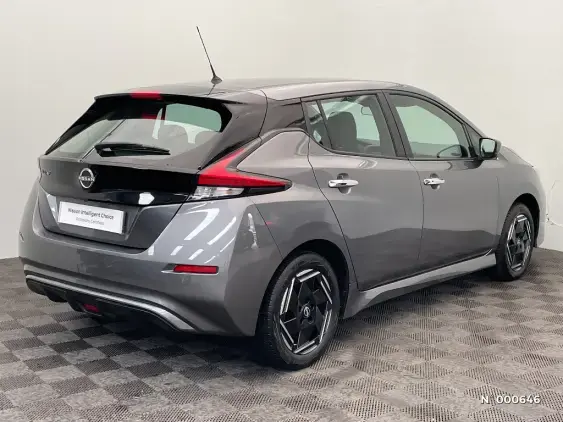 NISSAN LEAF II - voiture d'occasion - Photo 4