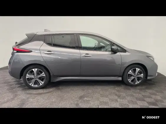 NISSAN LEAF II - voiture d'occasion - Photo 5