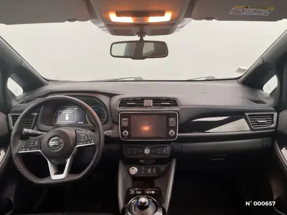 NISSAN LEAF II - voiture d'occasion - Photo 9