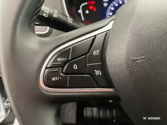 RENAULT MEGANE IV - voiture d'occasion - Photo 15