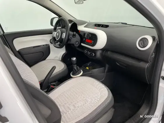 RENAULT TWINGO III - voiture d'occasion - Photo 10
