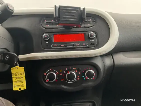 RENAULT TWINGO III - voiture d'occasion - Photo 13