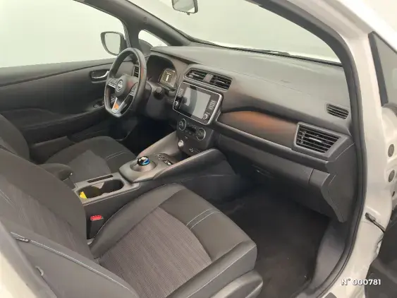 NISSAN LEAF II - voiture d'occasion - Photo 10
