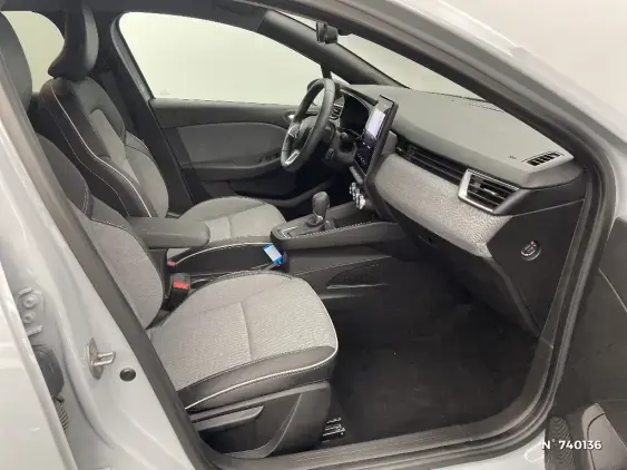 RENAULT CLIO V - voiture d'occasion - Photo 10