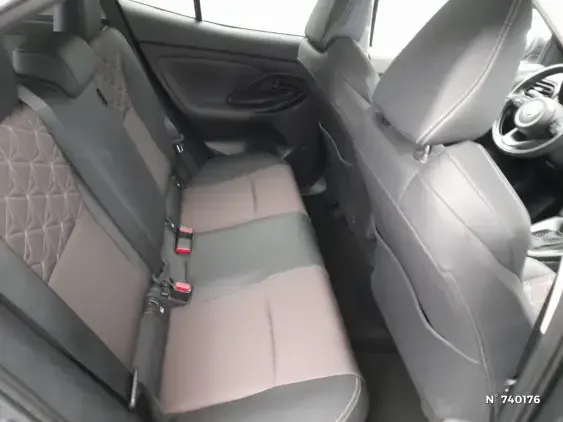 TOYOTA YARIS CROSS I - voiture d'occasion - Photo 11