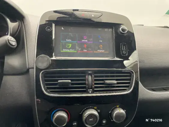 RENAULT CLIO IV - voiture d'occasion - Photo 14