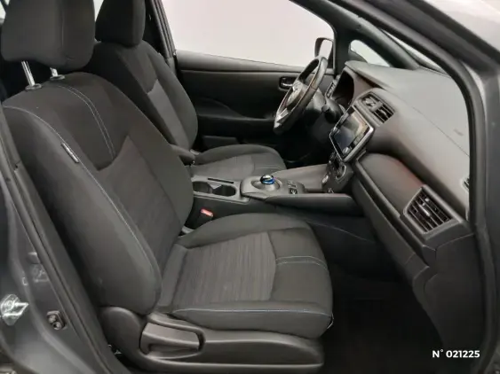 NISSAN LEAF II - voiture d'occasion - Photo 10