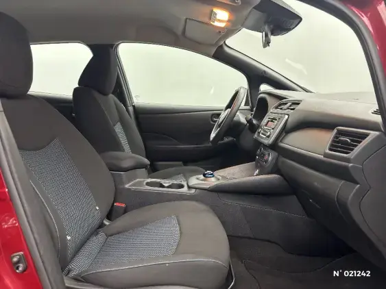 NISSAN LEAF II - voiture d'occasion - Photo 10