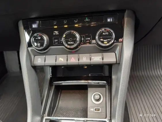 SKODA KAROQ - voiture d'occasion - Photo 39