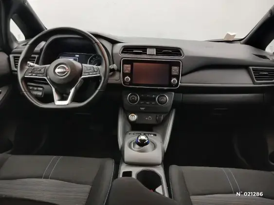 NISSAN LEAF II - voiture d'occasion - Photo 9