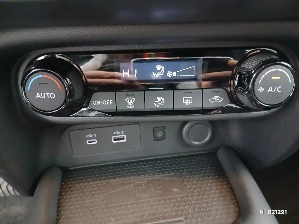NISSAN JUKE II - Miniature 13