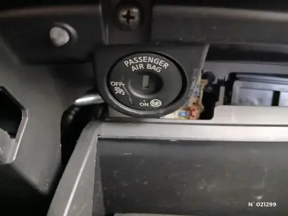 NISSAN NP300 NAVARA III - voiture d'occasion - Photo 39