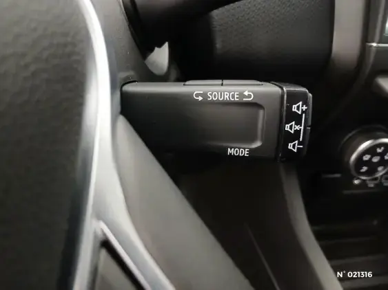 RENAULT CLIO V - voiture d'occasion - Photo 34