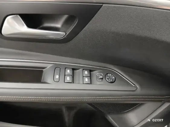 PEUGEOT 3008 II - voiture d'occasion - Photo 29