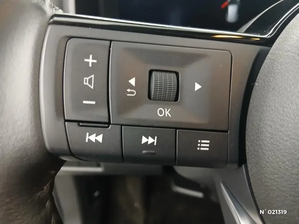 NISSAN X-TRAIL IV - Miniature 14