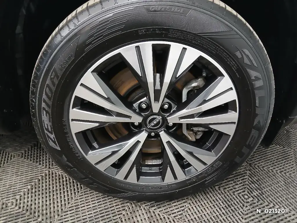 NISSAN X-TRAIL IV - Miniature 5