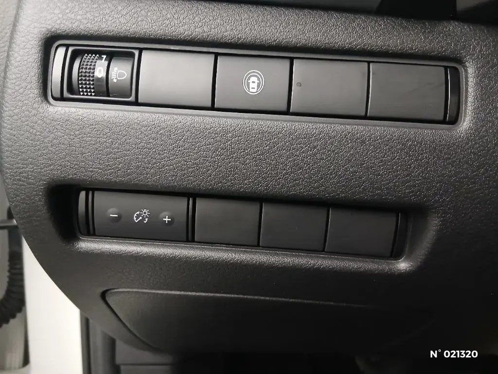 NISSAN X-TRAIL IV - Miniature 11