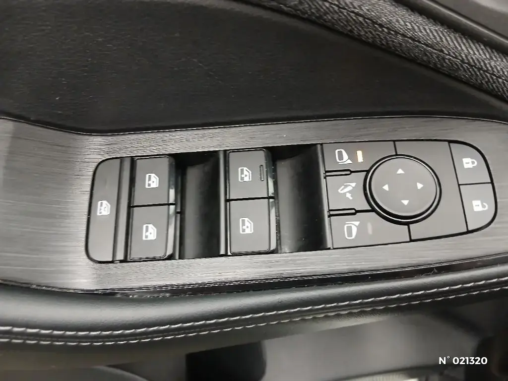 NISSAN X-TRAIL IV - Miniature 19