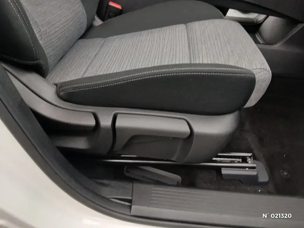 NISSAN X-TRAIL IV - Miniature 24