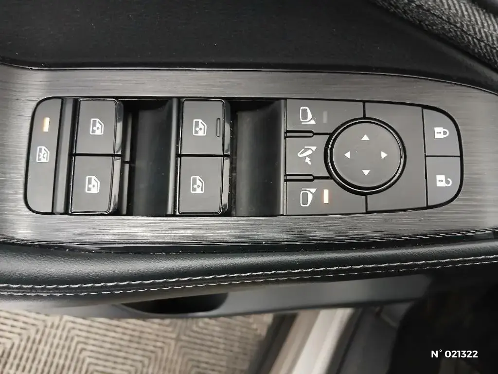 NISSAN X-TRAIL IV - Miniature 17
