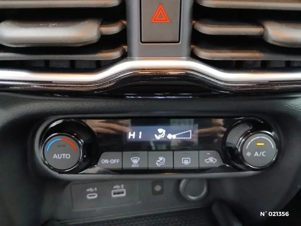 NISSAN JUKE II - Miniature 14