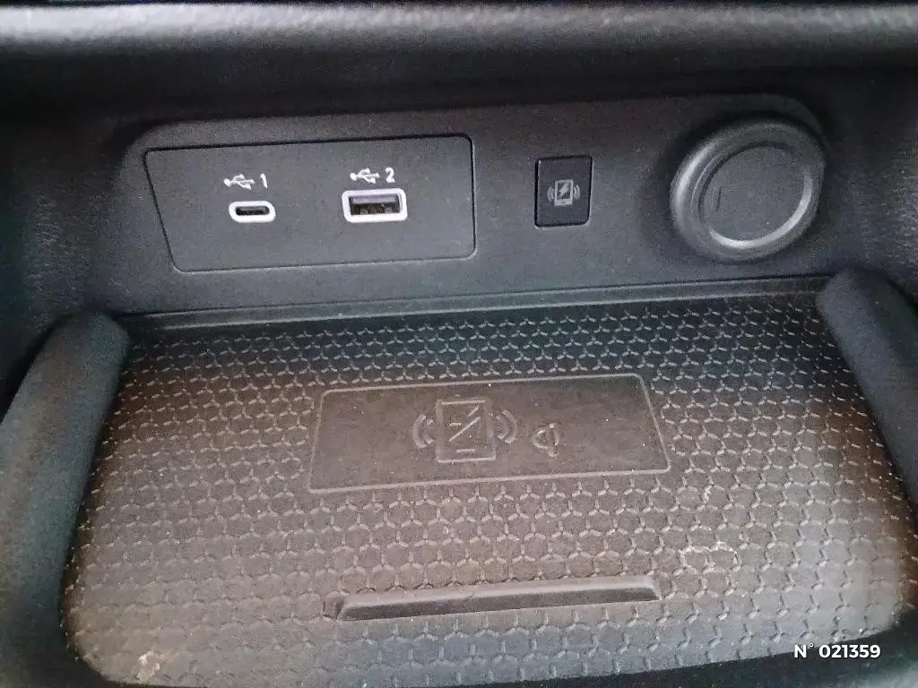 NISSAN JUKE II - Miniature 16
