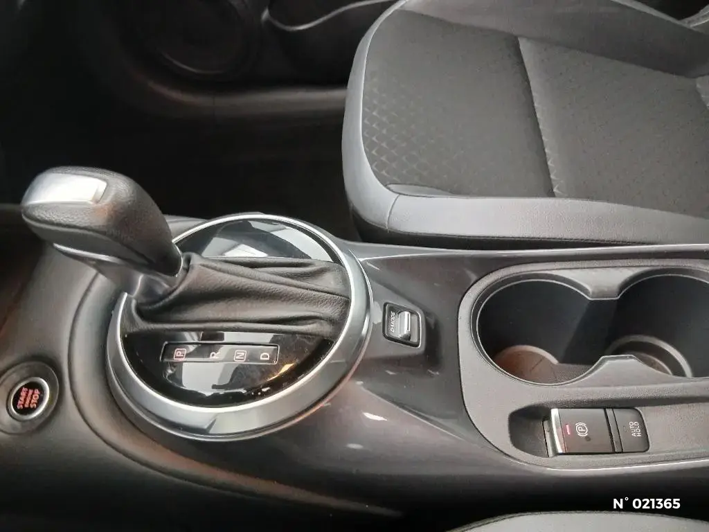 NISSAN JUKE II - Miniature 17