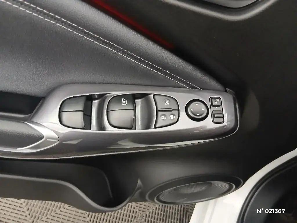NISSAN JUKE II - Miniature 18