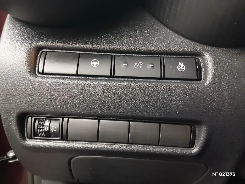 NISSAN JUKE II - Miniature 11