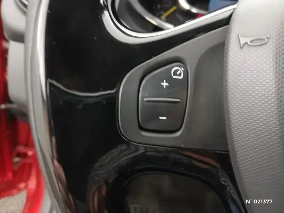 RENAULT CLIO IV - voiture d'occasion - Photo 26