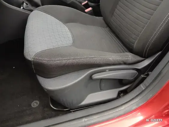RENAULT CLIO IV - voiture d'occasion - Photo 38