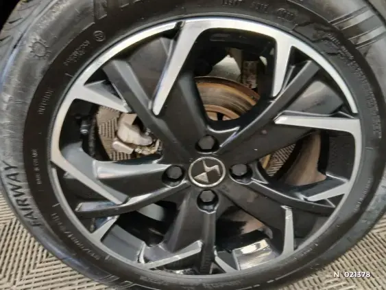 DS DS 3 CROSSBACK I - voiture d'occasion - Photo 27