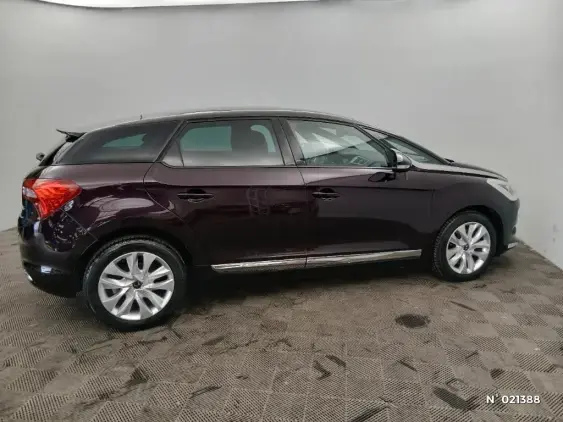 DS DS 5 - voiture d'occasion - Photo 5