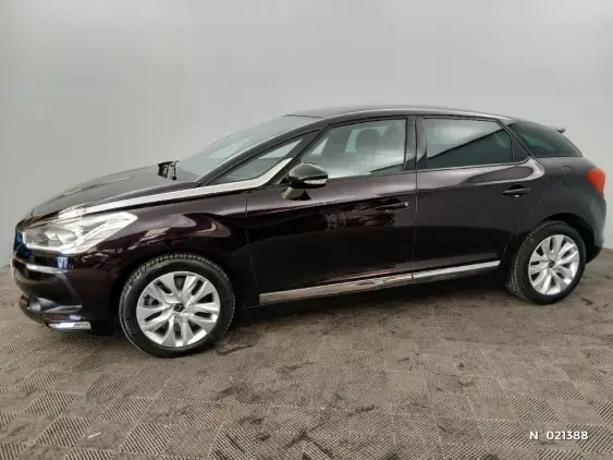 DS DS 5 - voiture d'occasion - Photo 2