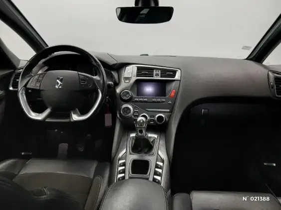 DS DS 5 - voiture d'occasion - Photo 9